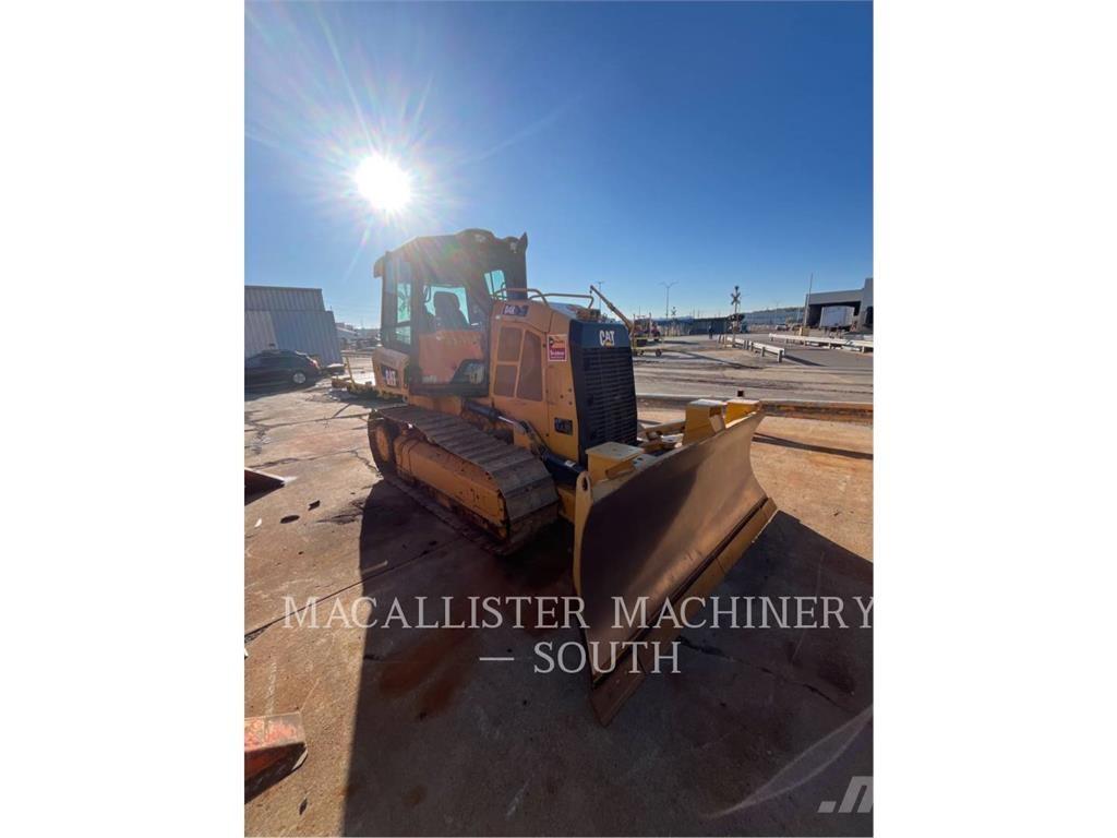 CAT D4K2XL Buldozer sobre oruga