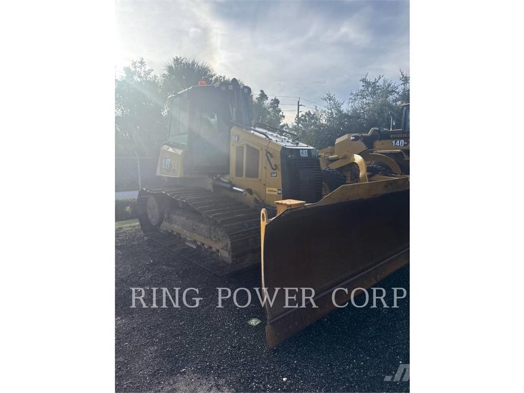 CAT D4VP Buldozer sobre oruga