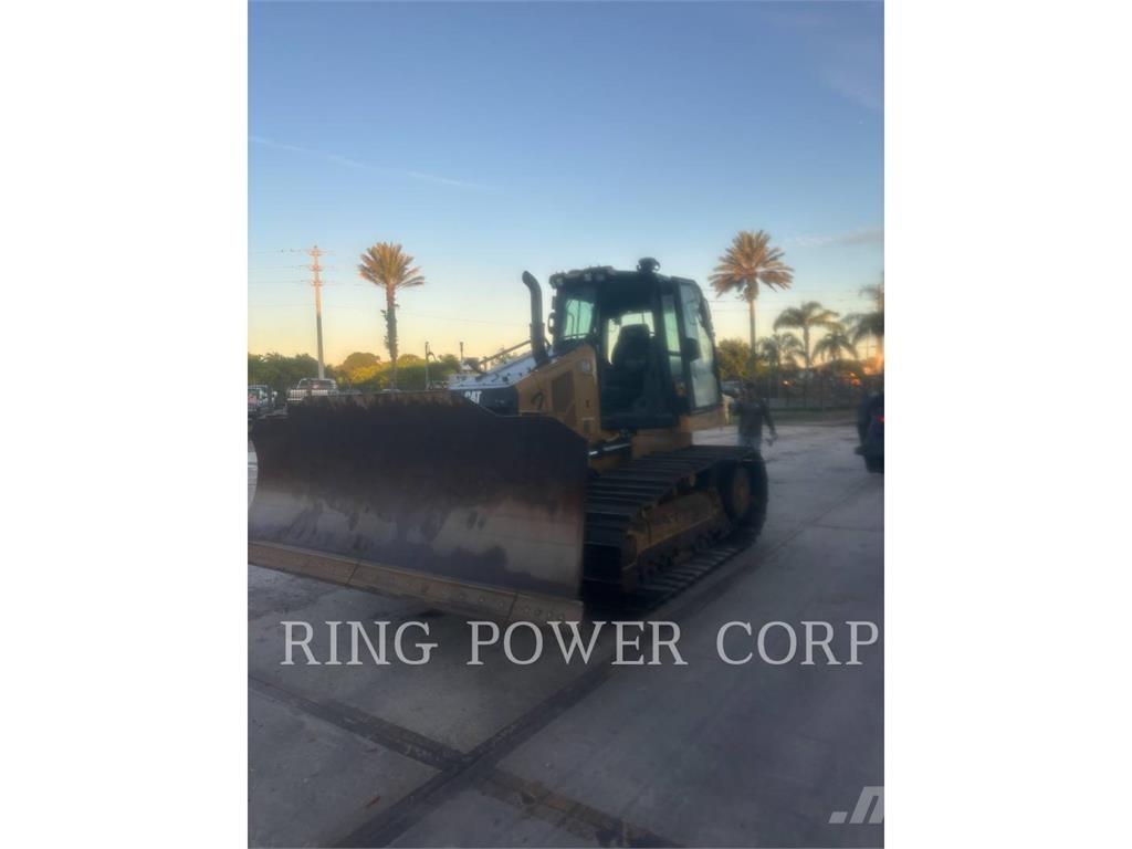 CAT D4VPEW Buldozer sobre oruga