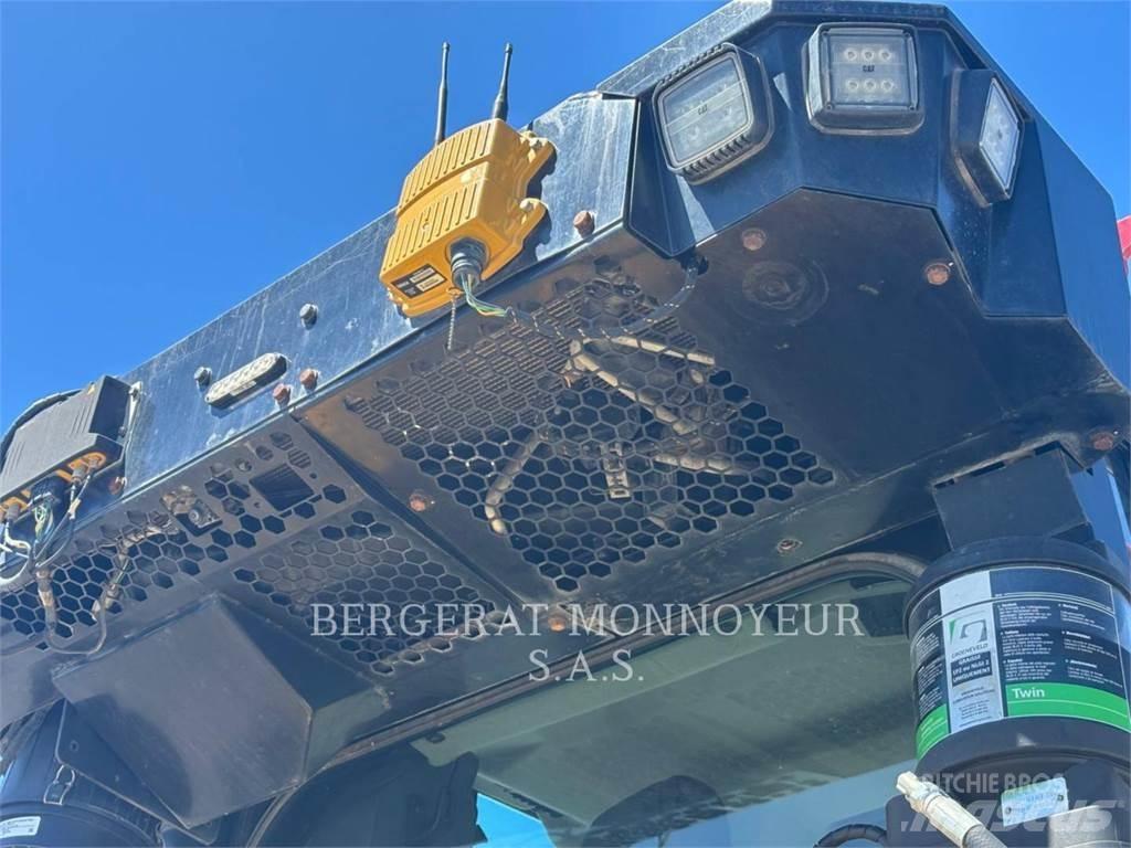 CAT D5 Buldozer sobre oruga