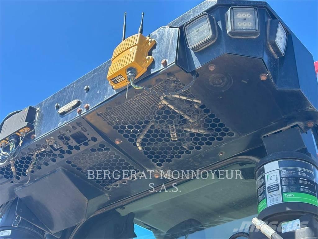 CAT D5 Buldozer sobre oruga