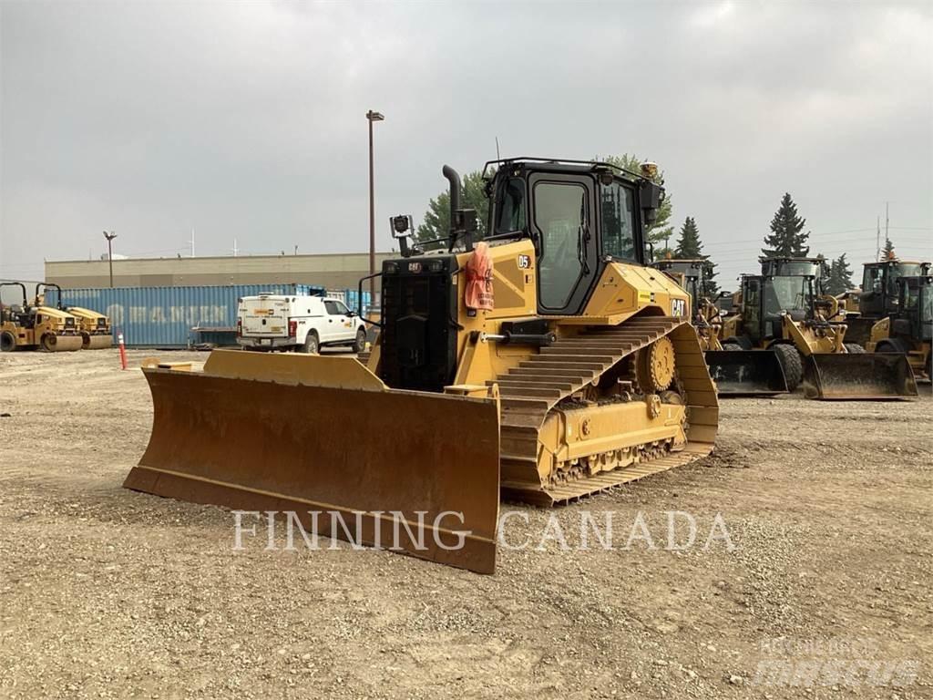 CAT D5-17 Buldozer sobre oruga