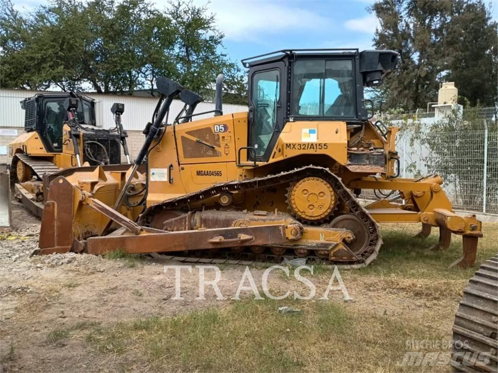 CAT D5-17 Buldozer sobre oruga