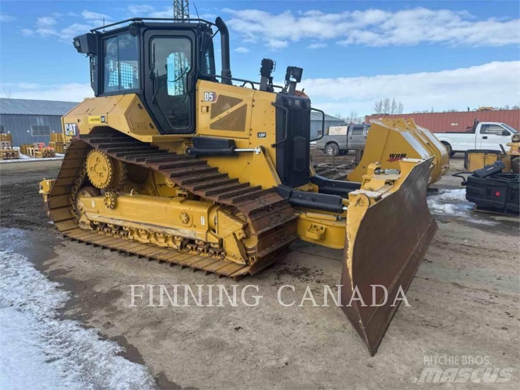CAT D5-17 Buldozer sobre oruga