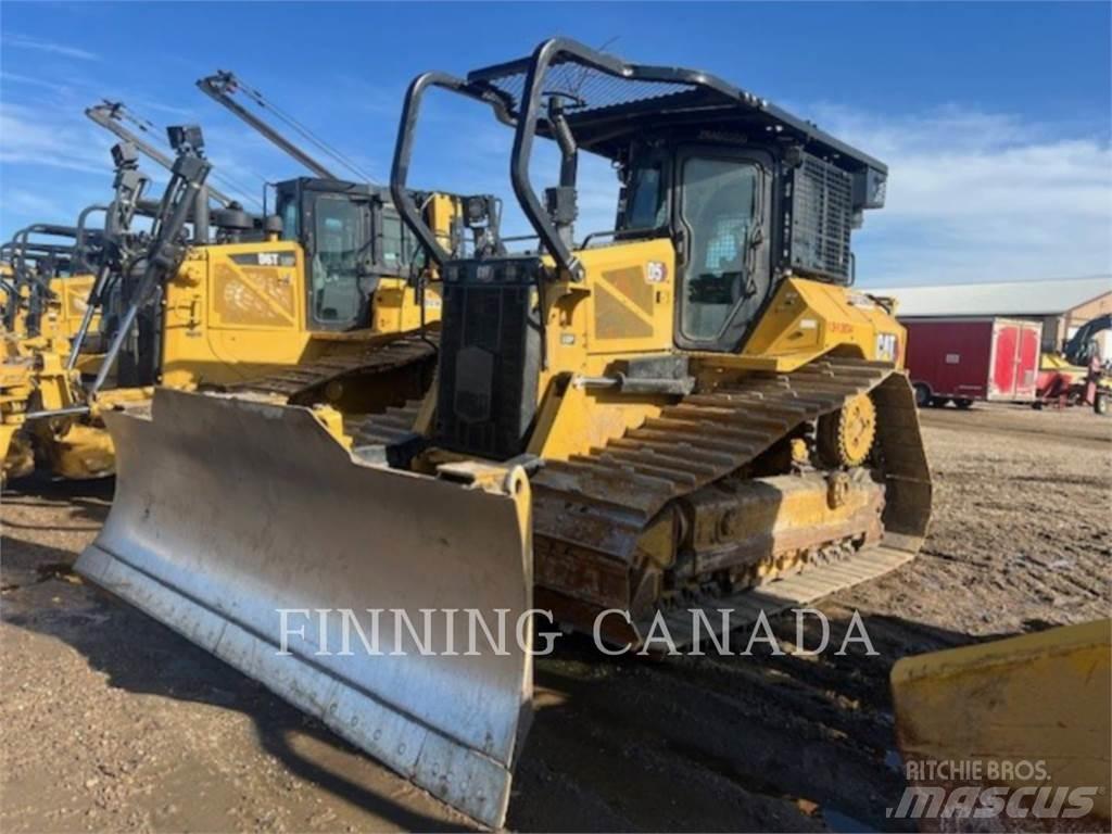 CAT D5-17 Buldozer sobre oruga