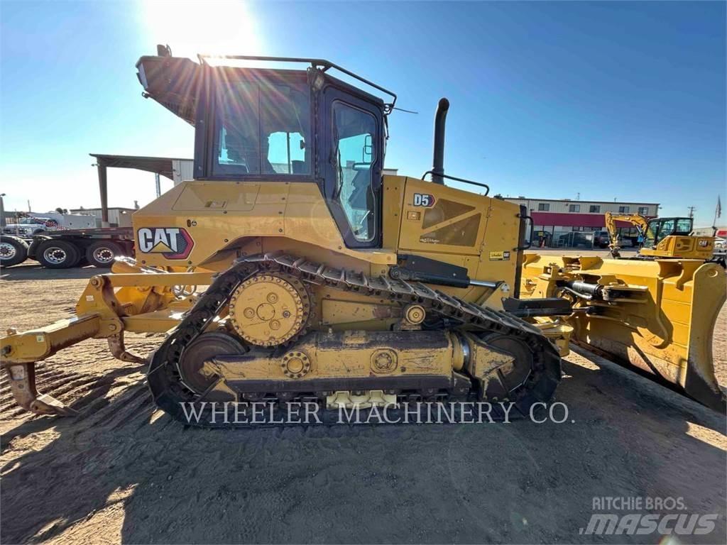 CAT D5-17 XL Buldozer sobre oruga