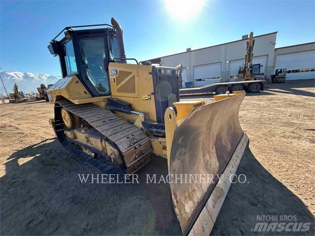CAT D5-17 XL Buldozer sobre oruga