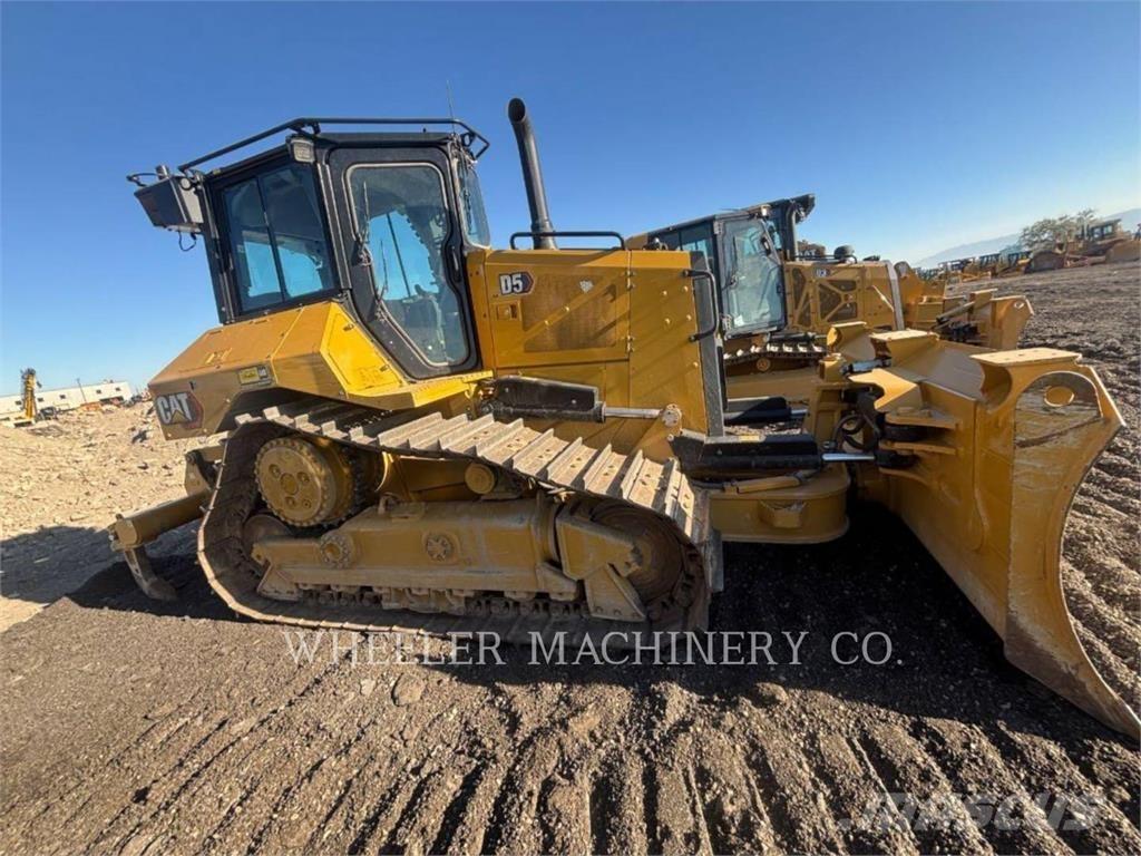 CAT D5-17 XL Buldozer sobre oruga