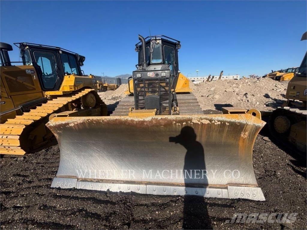 CAT D5-17 XL Buldozer sobre oruga