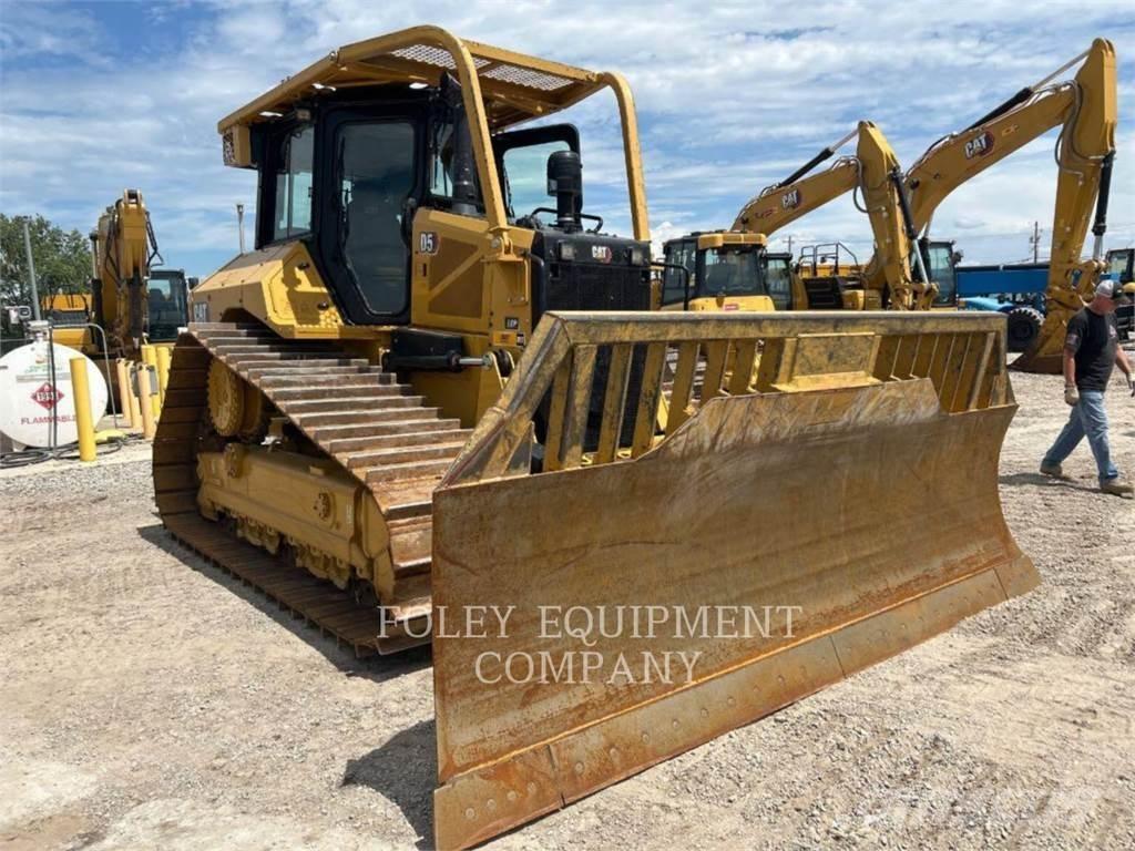 CAT D5-17LGVX Buldozer sobre oruga