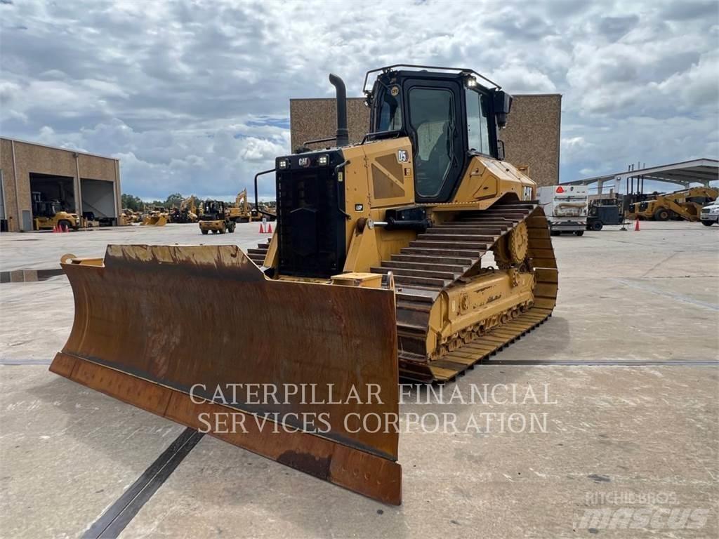 CAT D5-17VP Buldozer sobre oruga