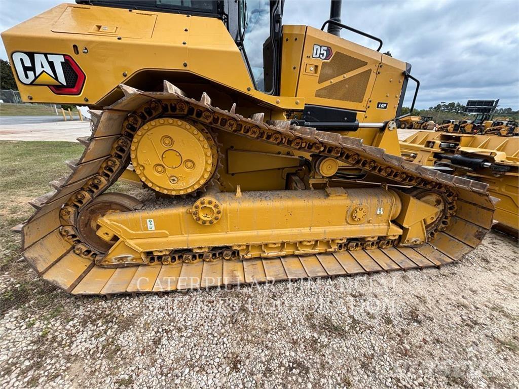 CAT D5-17VP Buldozer sobre oruga