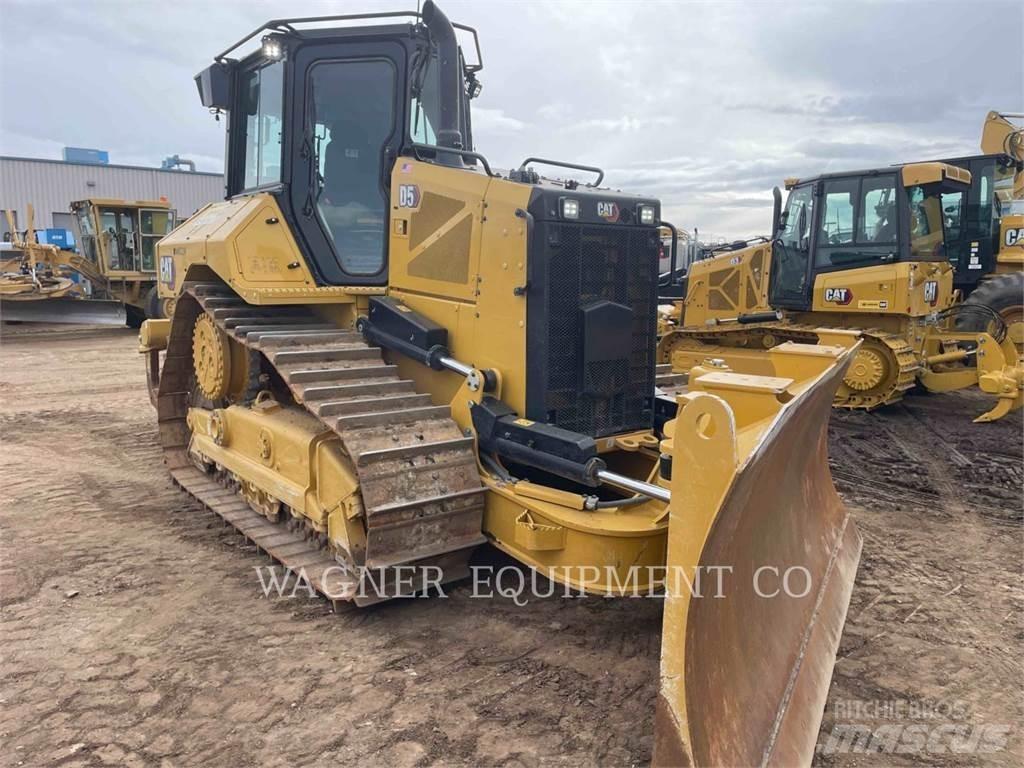 CAT D5 VP Buldozer sobre oruga