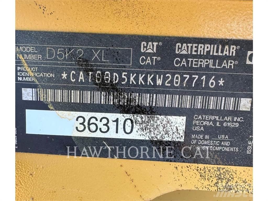 CAT D5K2 Buldozer sobre oruga