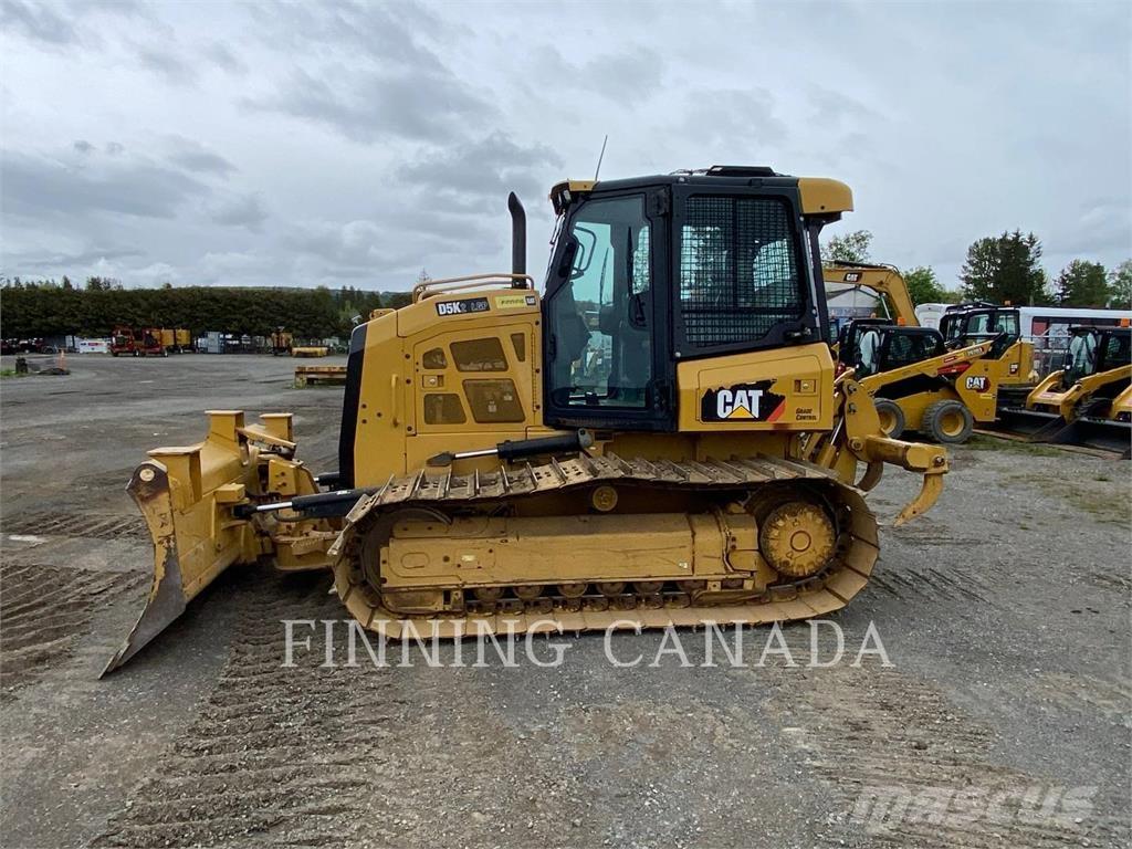 CAT D5K2 Buldozer sobre oruga