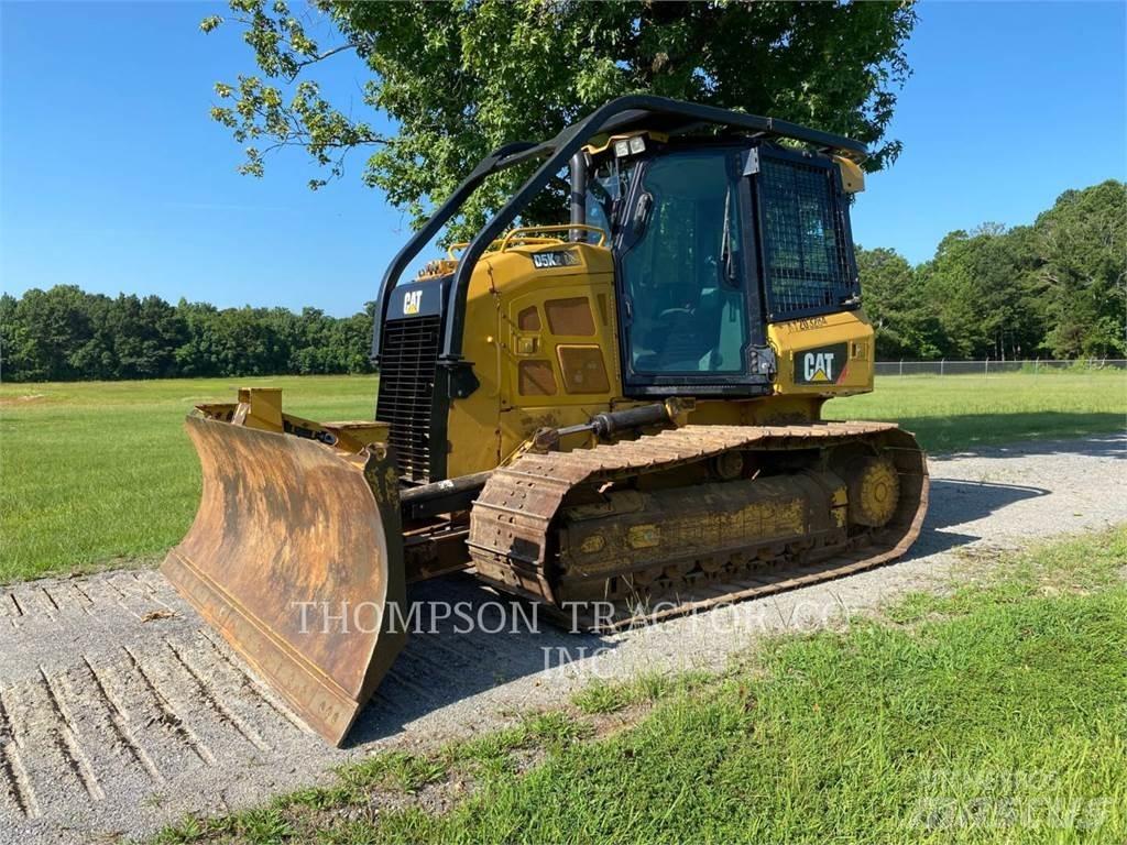 CAT D5K2 LGP Buldozer sobre oruga