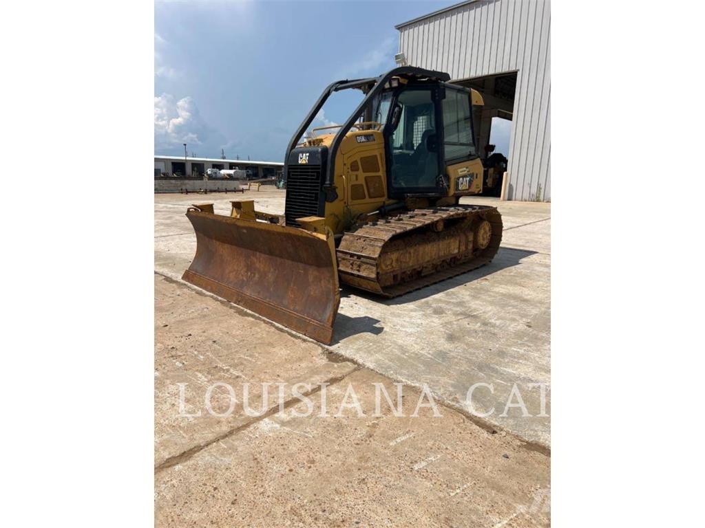 CAT D5K2 LGP Buldozer sobre oruga