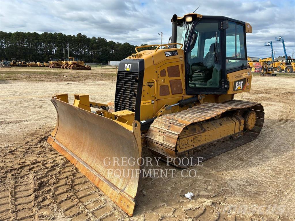 CAT D5K2LGP Buldozer sobre oruga