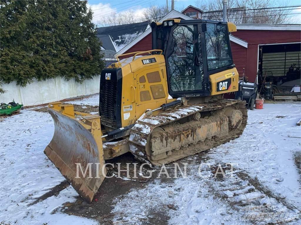 CAT D5K2X ASZ24F Buldozer sobre oruga