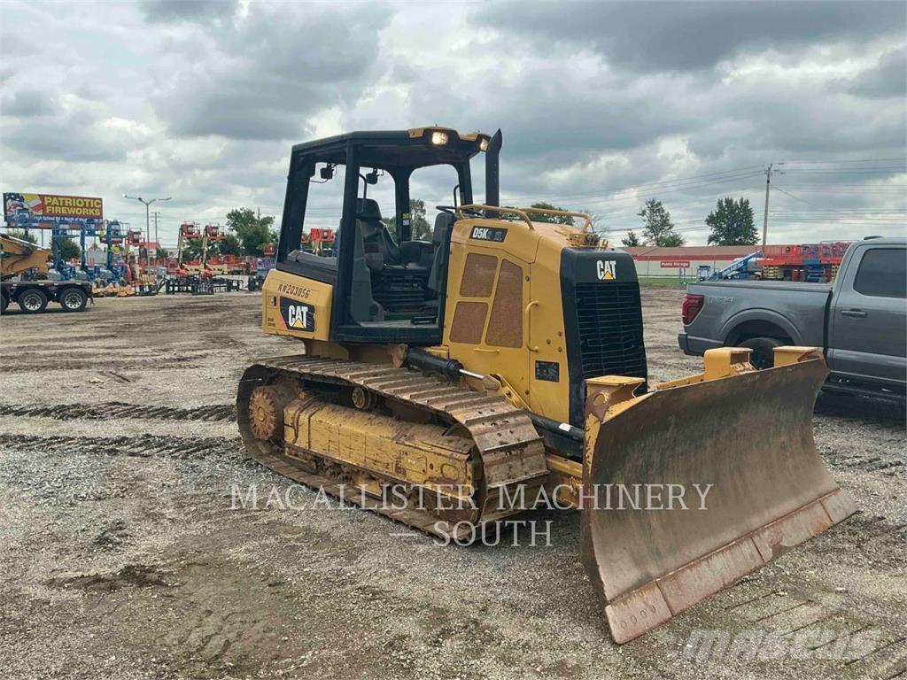 CAT D5K2XL Buldozer sobre oruga