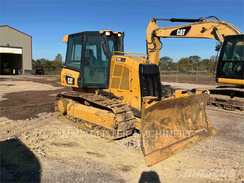 CAT D5K2XL Buldozer sobre oruga