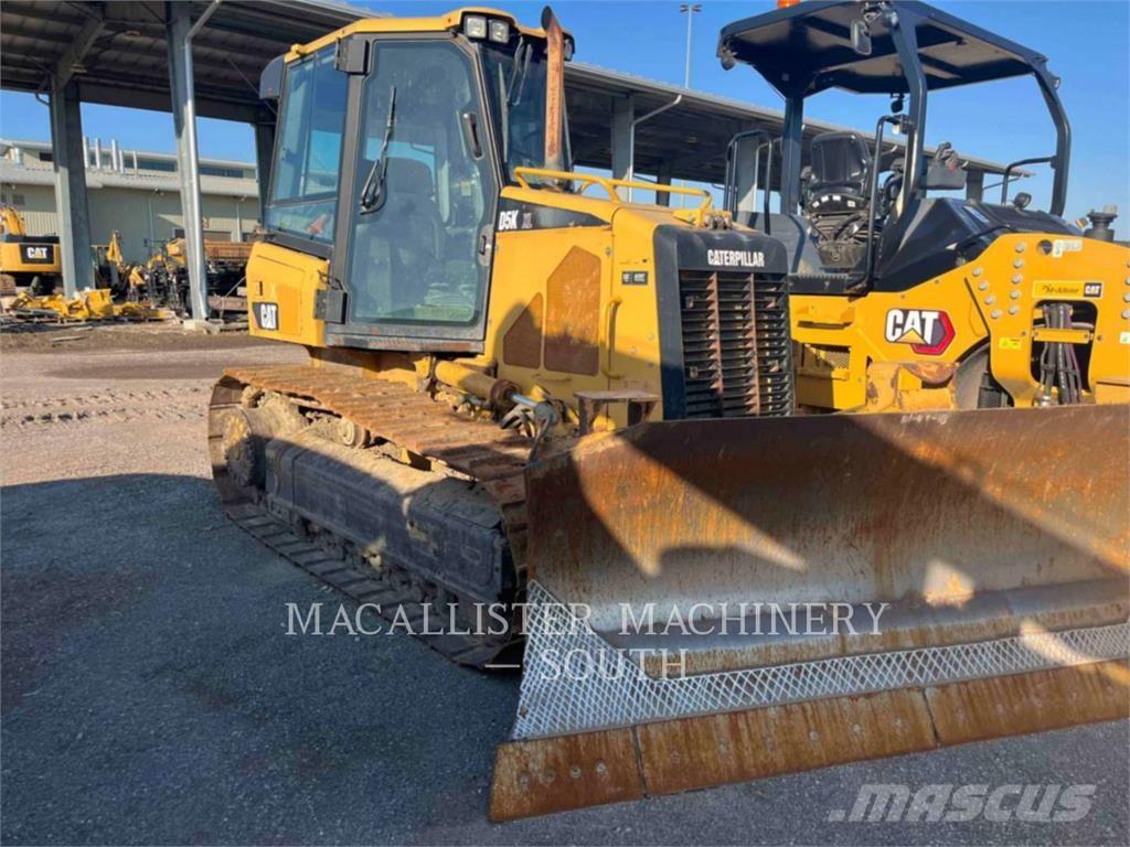 CAT D5KXL Buldozer sobre oruga