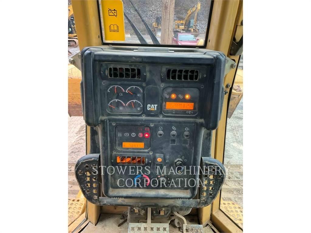 CAT D5NXL Buldozer sobre oruga