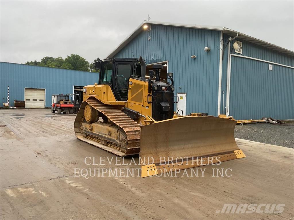CAT D6 Buldozer sobre oruga