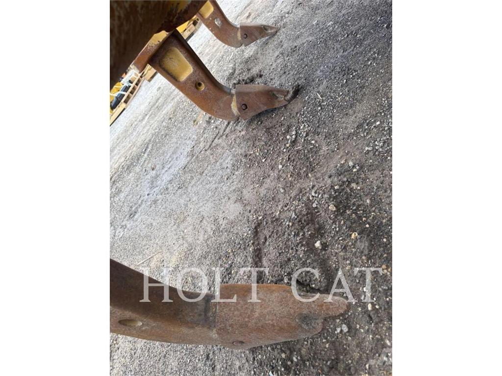 CAT D6 Buldozer sobre oruga
