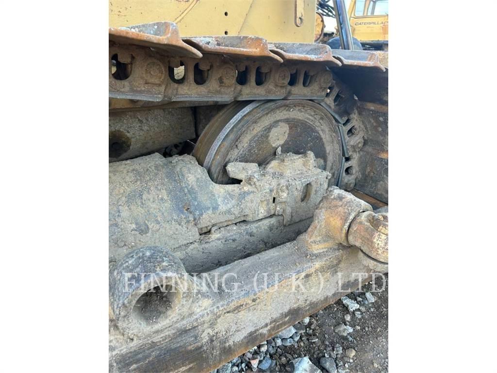 CAT D6E PS Buldozer sobre oruga