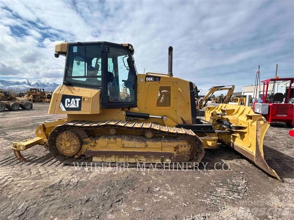 CAT D6K2 XL Buldozer sobre oruga
