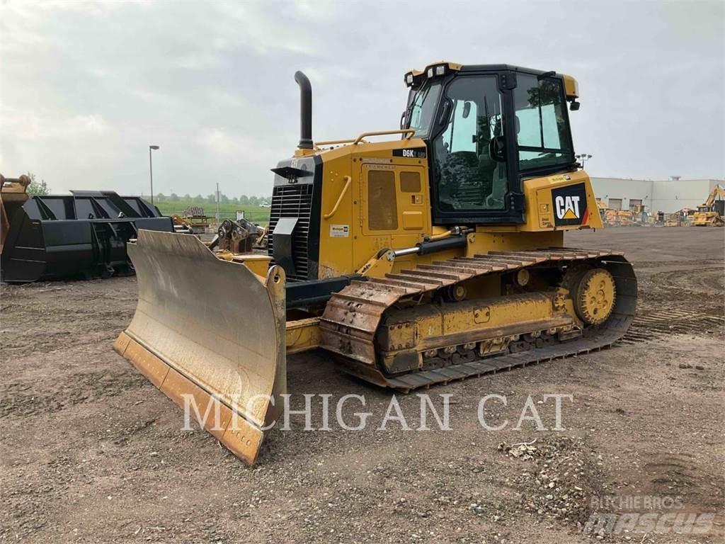 CAT D6K2L AZ24F Buldozer sobre oruga