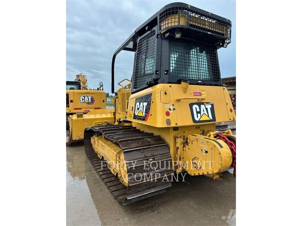 CAT D6K2LGPA Buldozer sobre oruga
