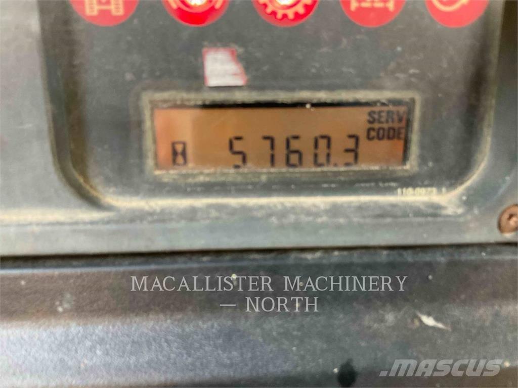 CAT D6ML Buldozer sobre oruga