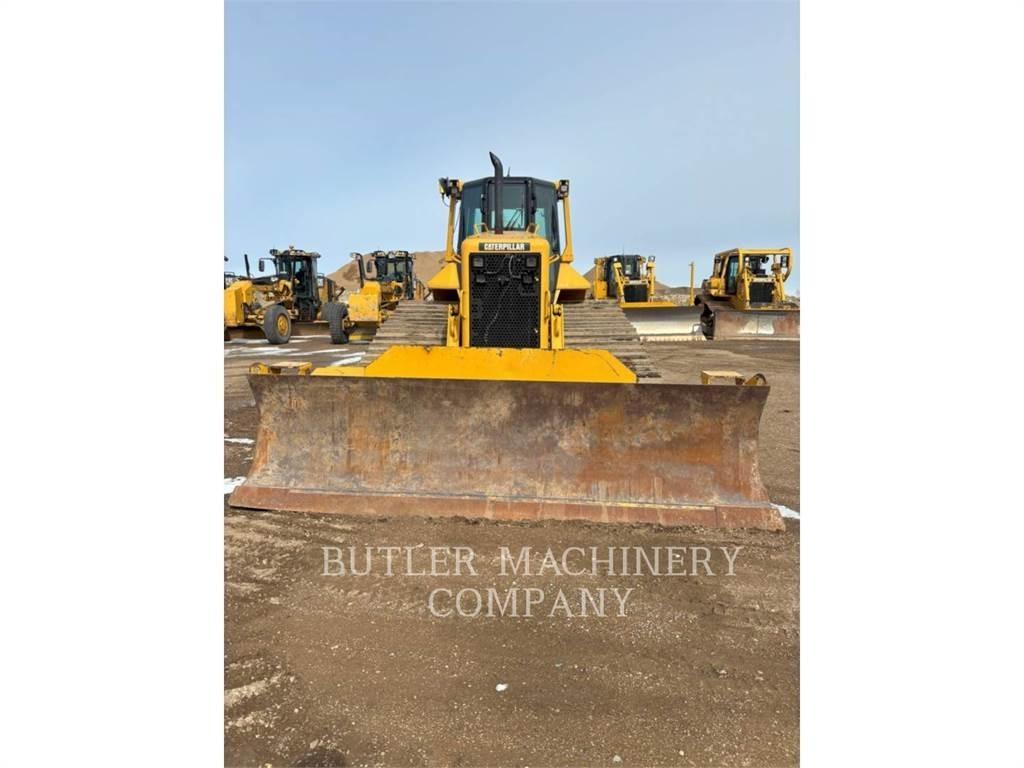 CAT D6N Buldozer sobre oruga
