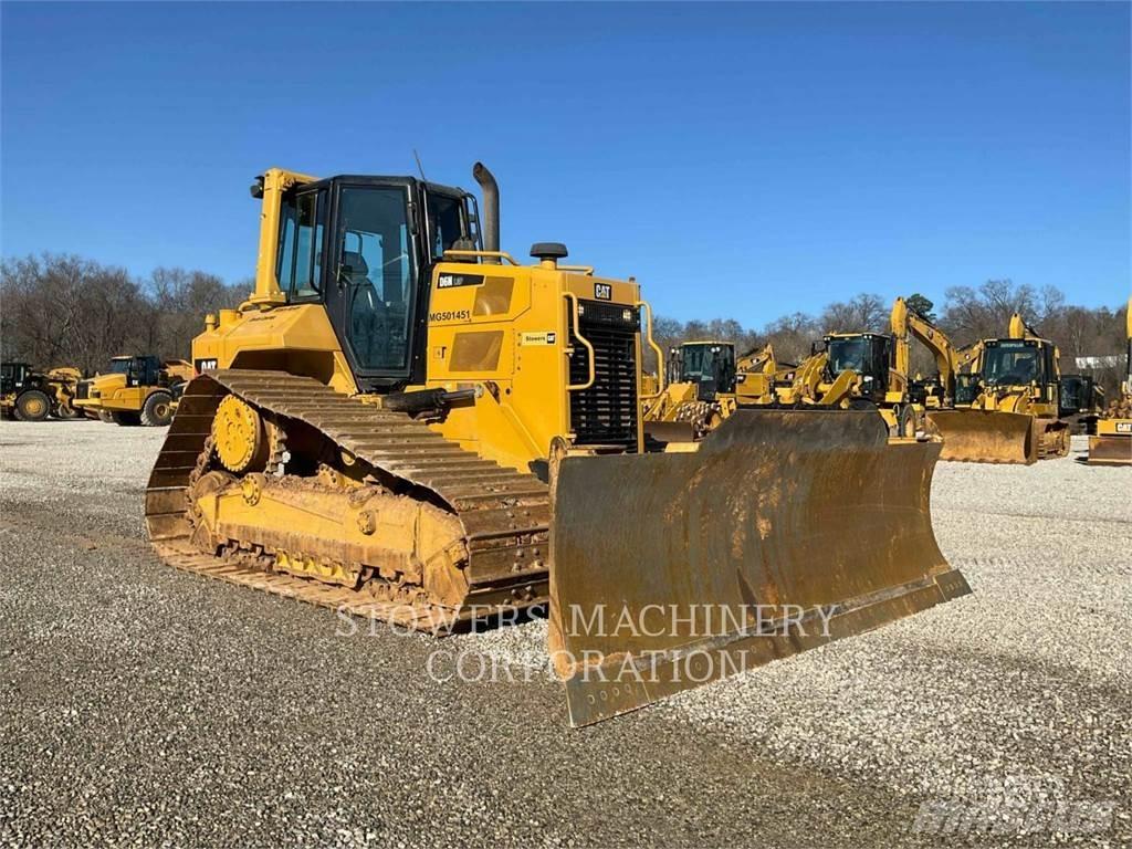 CAT D6N LGP Buldozer sobre oruga
