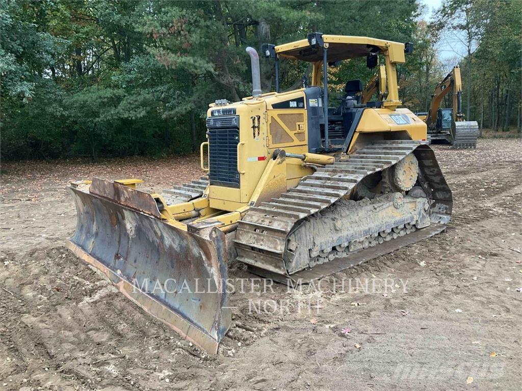 CAT D6NL Buldozer sobre oruga