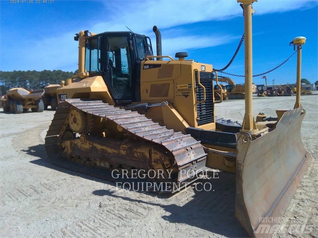 CAT D6NLGP Buldozer sobre oruga