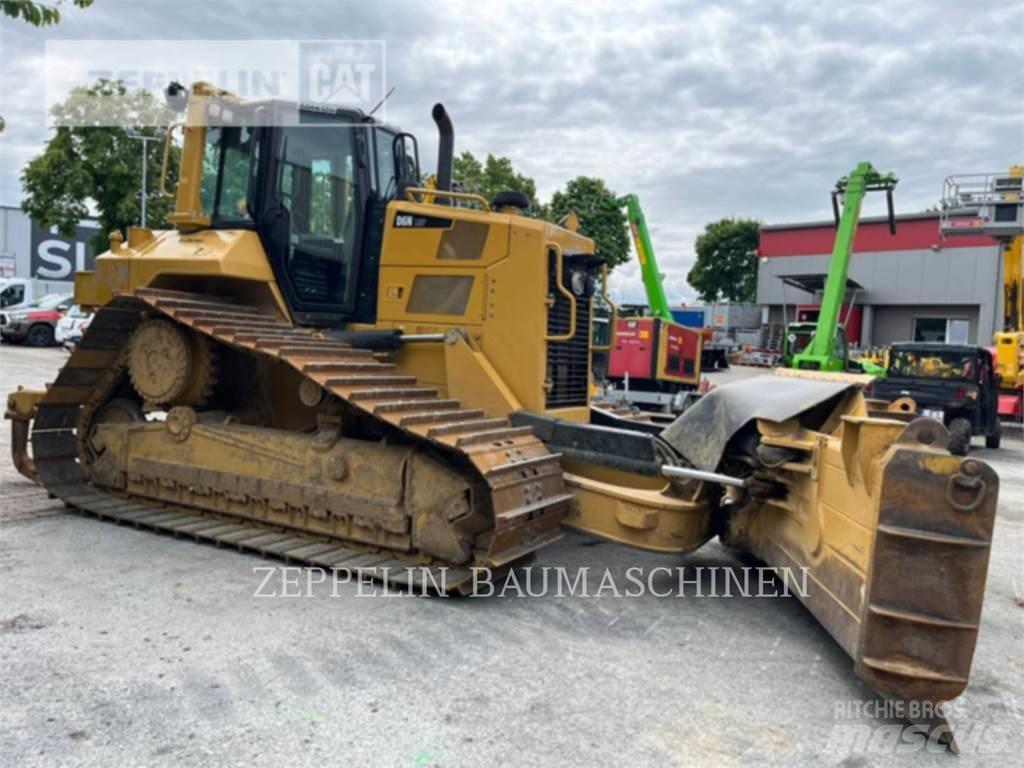 CAT D6NMP Buldozer sobre oruga