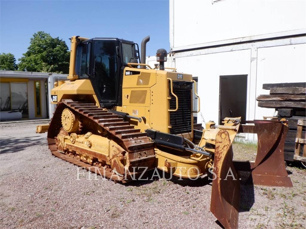 CAT D6NXL Buldozer sobre oruga