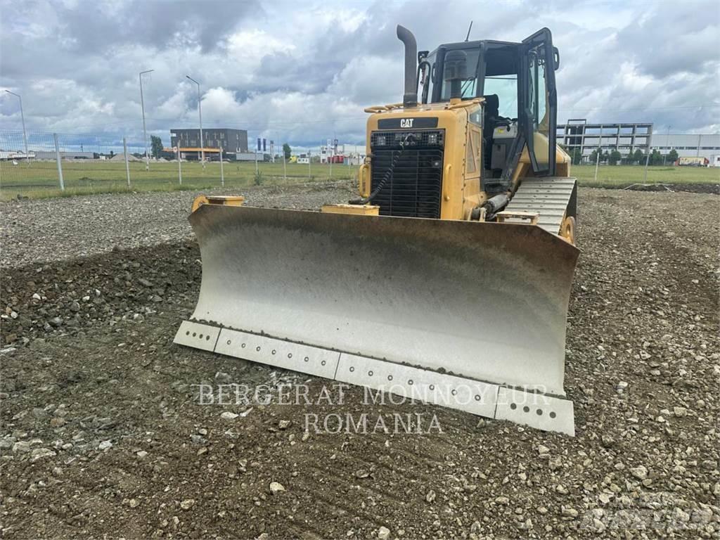 CAT D6NXL Buldozer sobre oruga