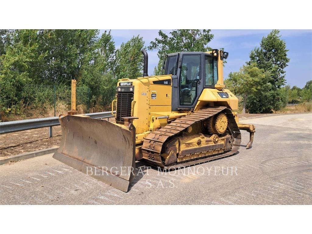 CAT D6NXL Buldozer sobre oruga
