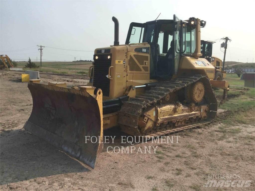 CAT D6NXLVPI Buldozer sobre oruga