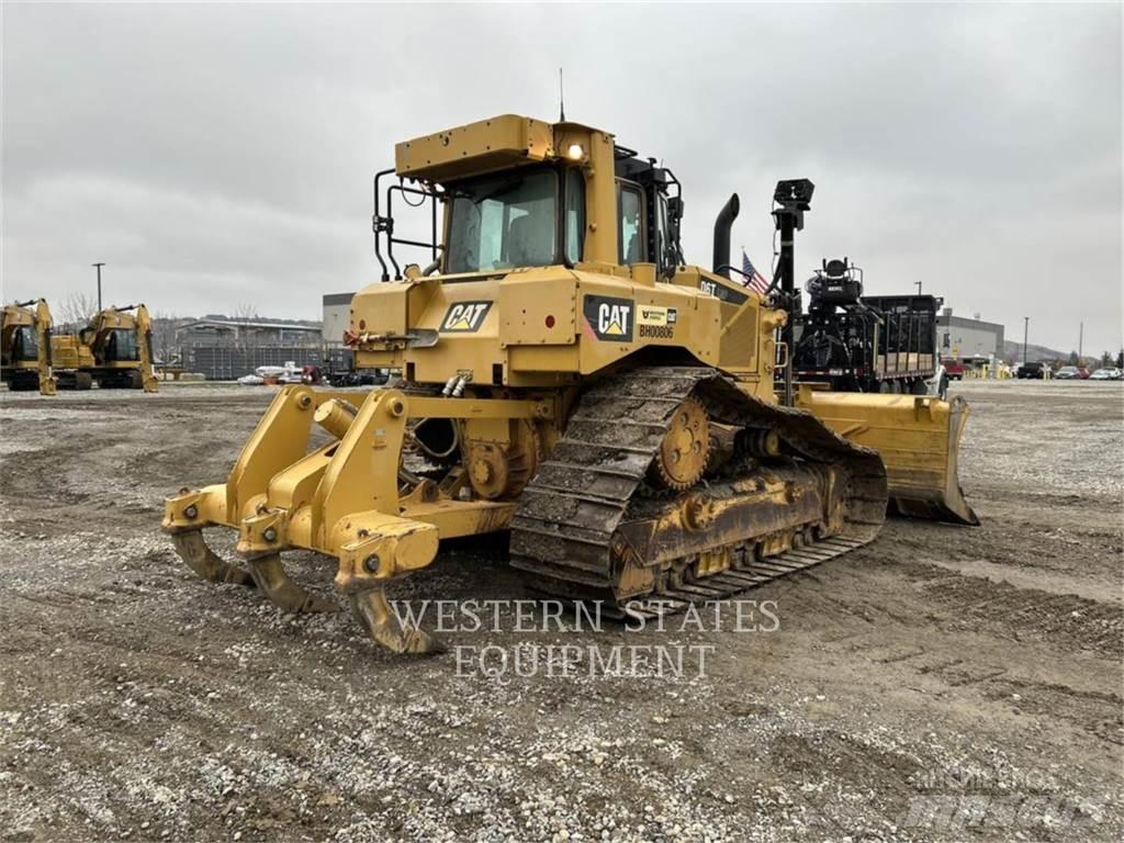 CAT D6T Buldozer sobre oruga