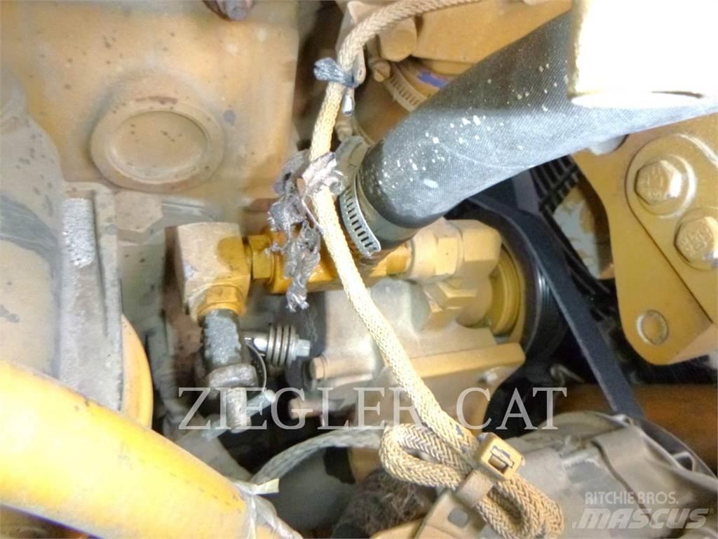 CAT D6T Buldozer sobre oruga