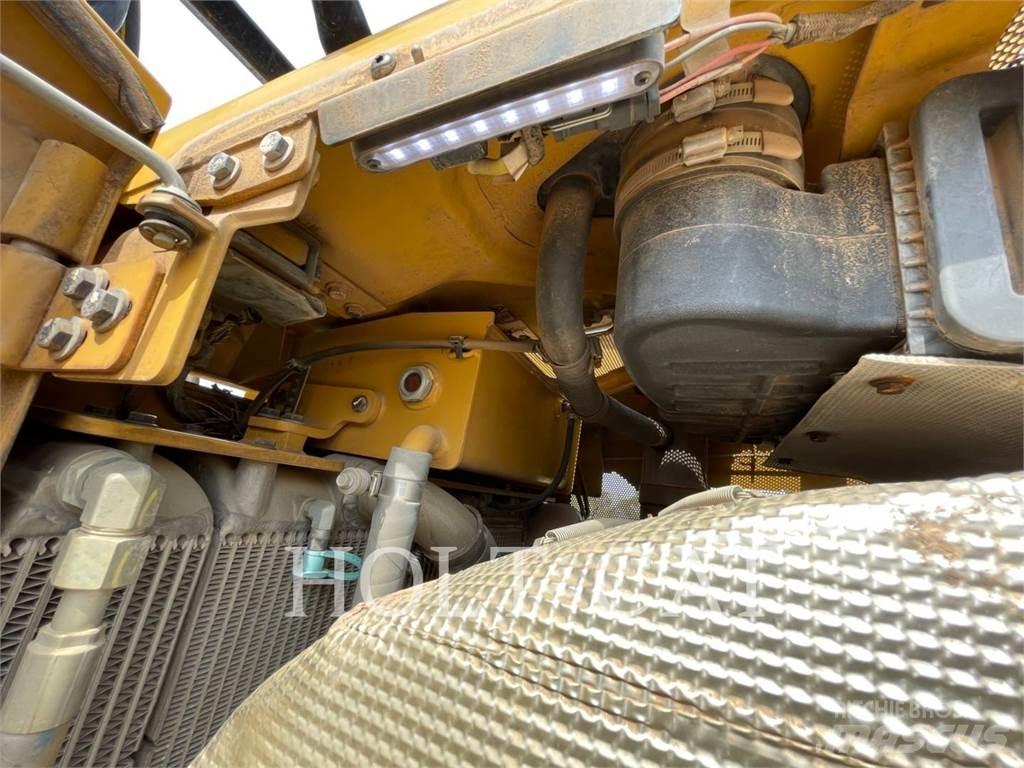 CAT D6T Buldozer sobre oruga