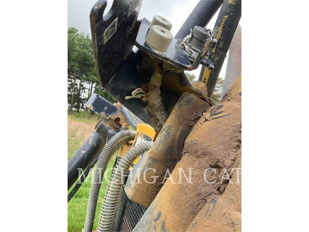 CAT D6T Buldozer sobre oruga