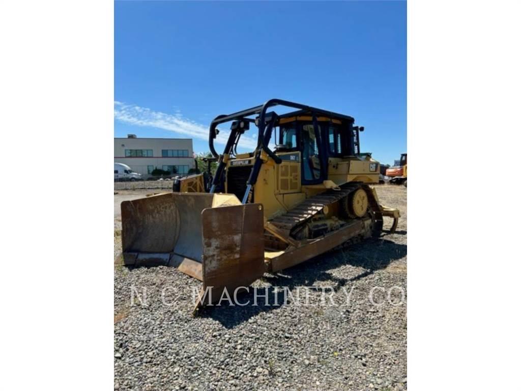 CAT D6T Buldozer sobre oruga