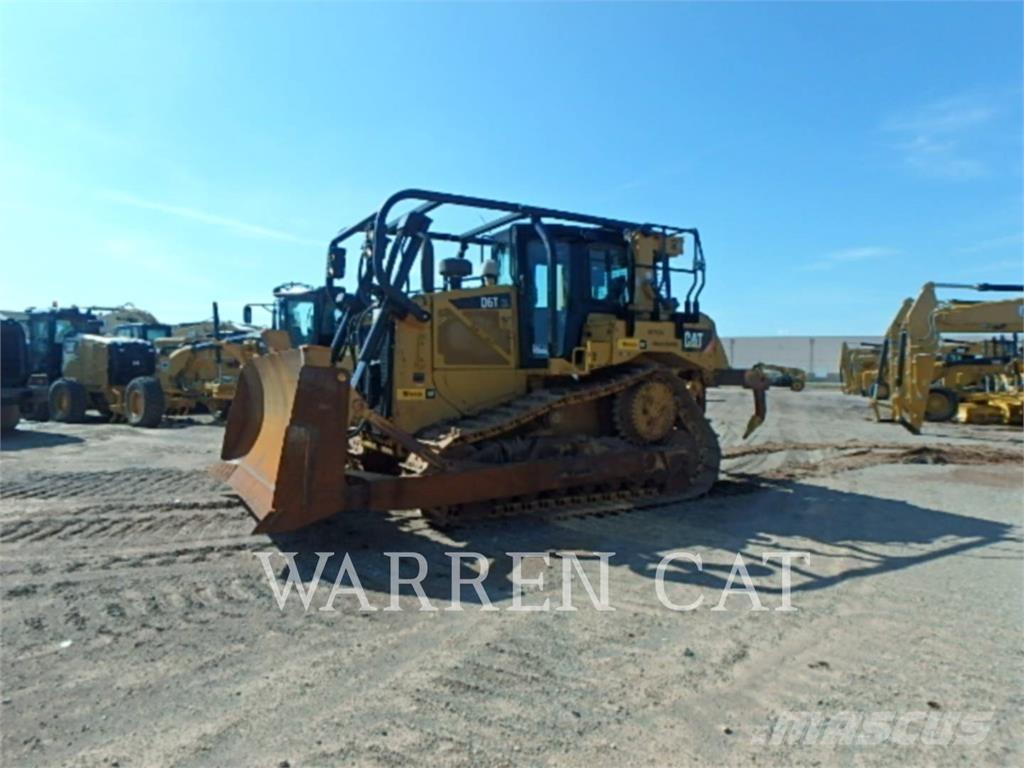 CAT D6T 4XLARO Buldozer sobre oruga