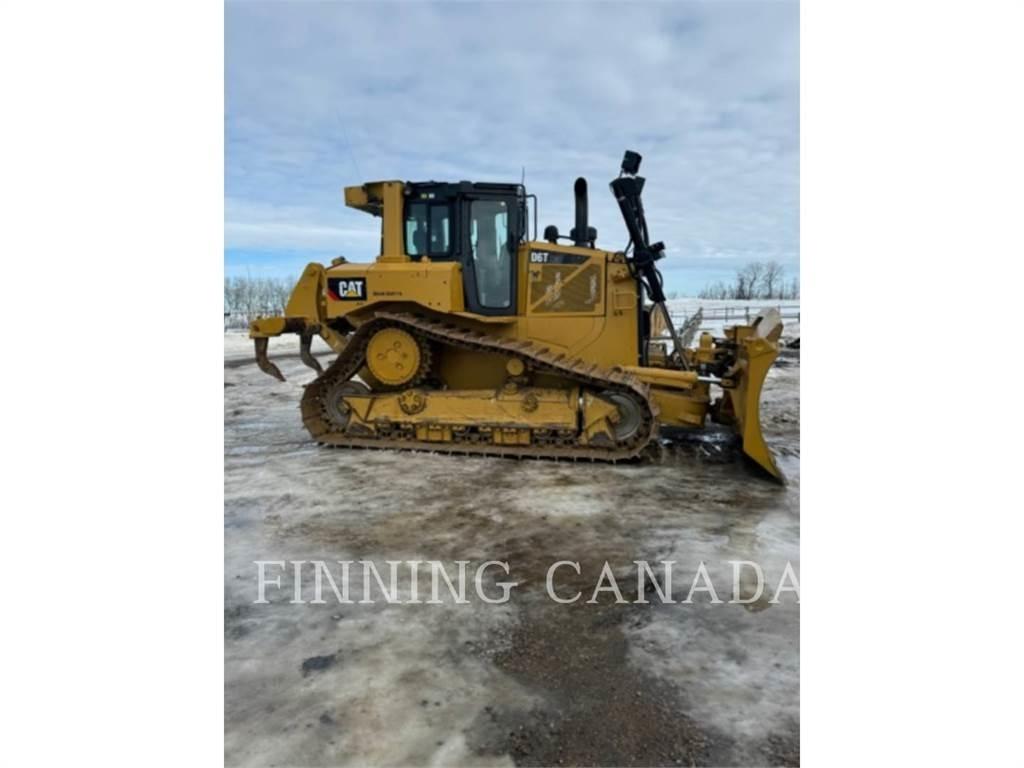 CAT D6T LGP Buldozer sobre oruga